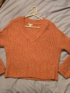 a.n.a V-Neck Chunky Knit Sweater - Rust Orange
